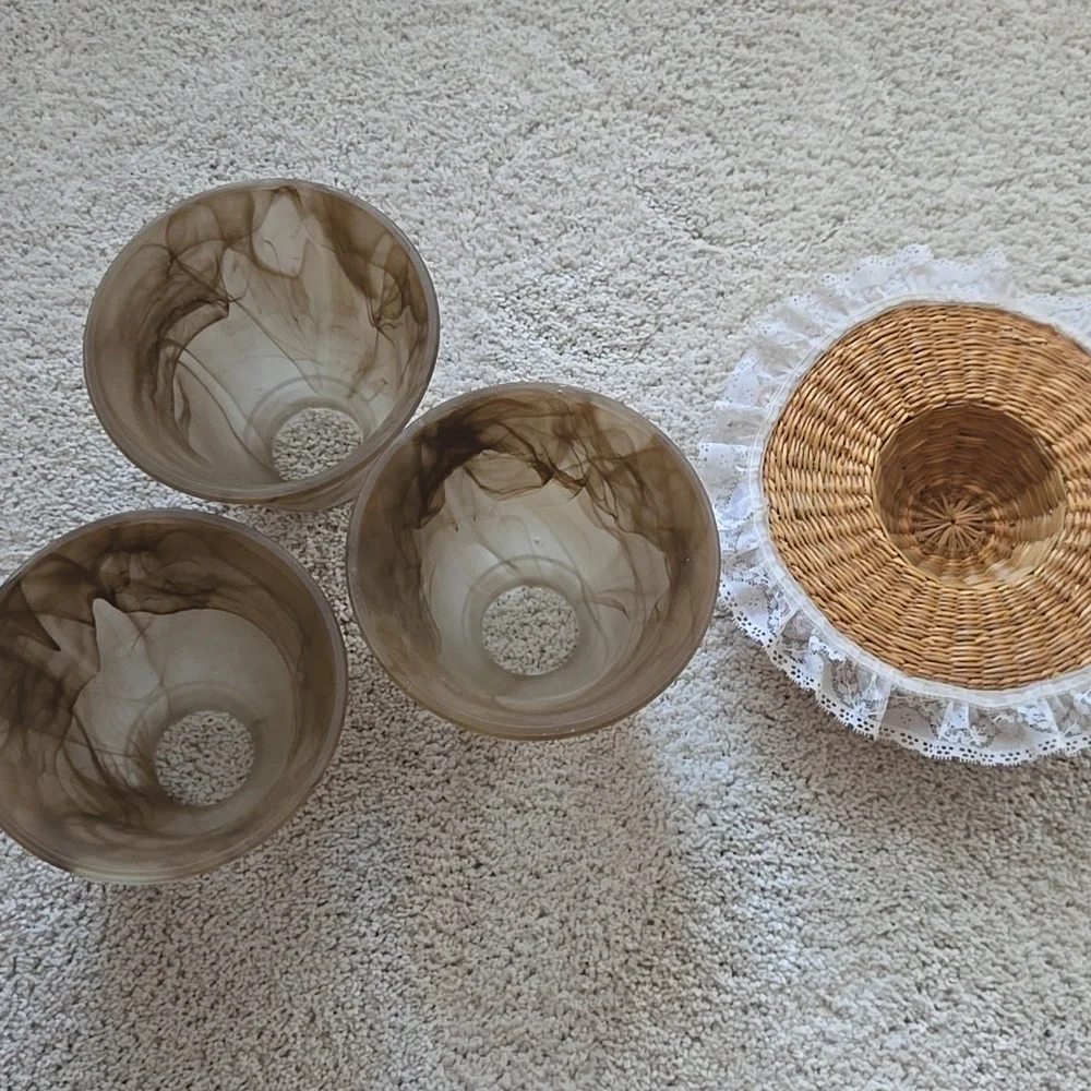 Random Items - Picture 3 of 6